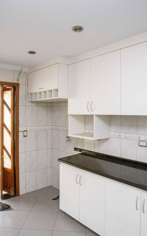 Casa à venda com 250m², 6 quartos e 2 vagasCozinha