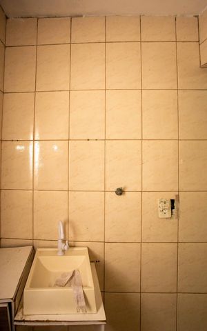 Casa à venda com 250m², 6 quartos e 2 vagasBanheiro 1 Casa 2