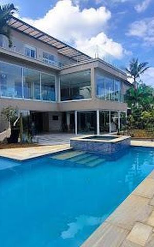 Casa à venda com 853m², 4 quartos e 8 vagas