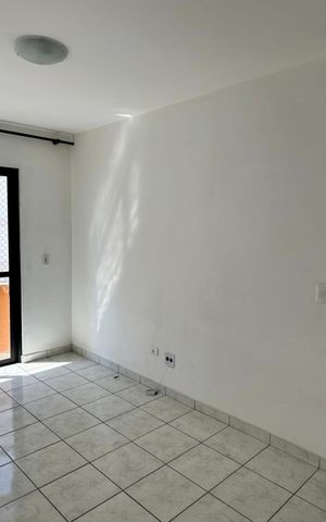 Apartamento à venda com 50m², 2 quartos e 1 vaga Apartamento à venda com 50m², 2 quartos e 1 vagaQuarto