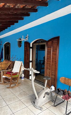 Casa à venda com 223m², 4 quartos e 2 vagas Casa à venda com 223m², 4 quartos e 2 vagasVaranda da Suíte
