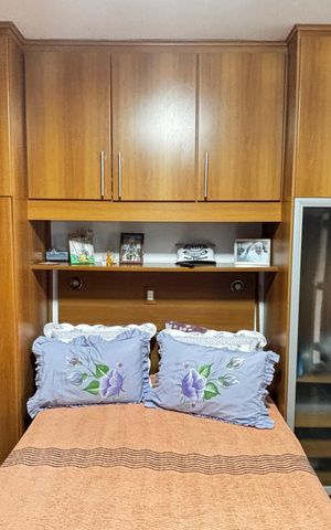 Casa à venda com 223m², 4 quartos e 2 vagas Casa à venda com 223m², 4 quartos e 2 vagasSuite