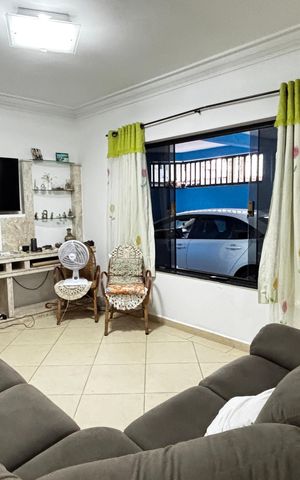 Casa à venda com 223m², 4 quartos e 2 vagas Casa à venda com 223m², 4 quartos e 2 vagasSala - Sala de Jantar