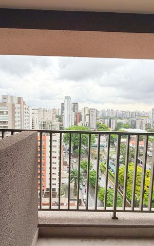 Studio para alugar com 29m², 1 quarto e sem vaga Studio para alugar com 29m², 1 quarto e sem vagaVaranda