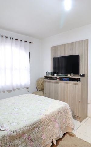 Casa à venda com 98m², 2 quartos e 2 vagasSuite 