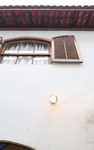 Casa à venda com 98m², 2 quartos e 2 vagasQuintal e área de serviço 