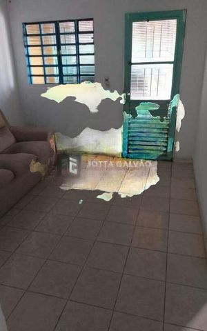 Casa à venda com 97m², 3 quartos e 1 vaga