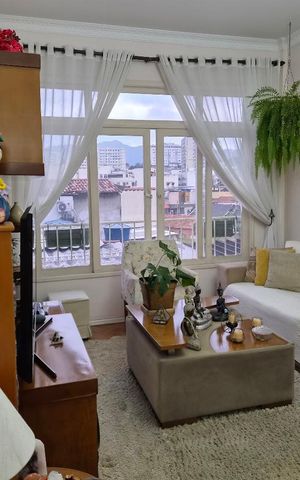 Apartamento à venda com 78m², 2 quartos e 1 vaga Apartamento à venda com 78m², 2 quartos e 1 vagaSala