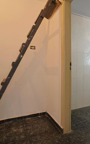 Casa à venda com 110m², 2 quartos e 4 vagasBanheiro e Área de Serviço
