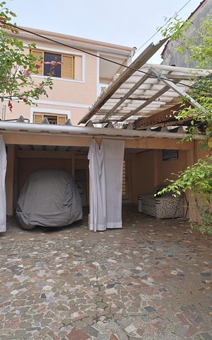 Casa à venda com 110m², 2 quartos e 4 vagasGaragem