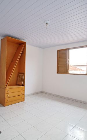 Casa à venda com 110m², 2 quartos e 4 vagasQuarto 2