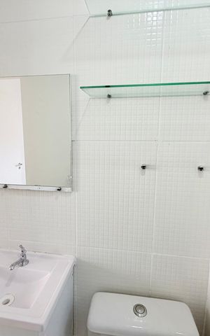 Apartamento à venda com 38m², 2 quartos e sem vaga Apartamento à venda com 38m², 2 quartos e sem vagaBanheiro