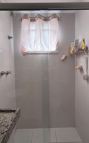 Apartamento à venda com 84m², 3 quartos e 1 vaga Apartamento à venda com 84m², 3 quartos e 1 vagaBanheiro do Quarto 1
