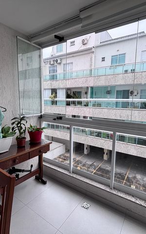 Apartamento à venda com 84m², 3 quartos e 1 vaga Apartamento à venda com 84m², 3 quartos e 1 vagaVaranda