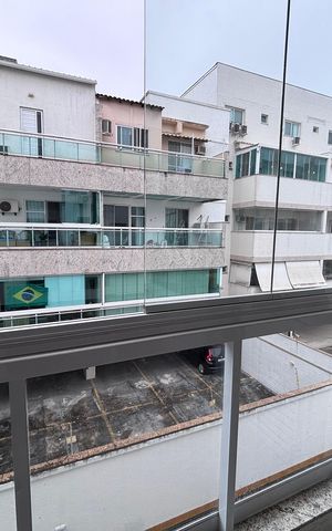 Apartamento à venda com 84m², 3 quartos e 1 vaga Apartamento à venda com 84m², 3 quartos e 1 vagaVaranda