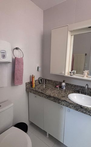 Apartamento à venda com 84m², 3 quartos e 1 vaga Apartamento à venda com 84m², 3 quartos e 1 vagaBanheiro do Quarto 1