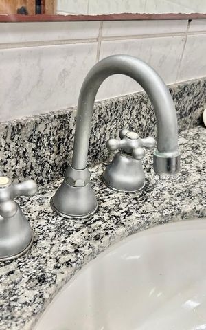 Apartamento para alugar com 75m², 3 quartos e 2 vagas Apartamento para alugar com 75m², 3 quartos e 2 vagasBanheiro