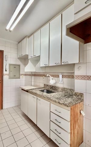 Apartamento para alugar com 75m², 3 quartos e 2 vagas Apartamento para alugar com 75m², 3 quartos e 2 vagasCozinha