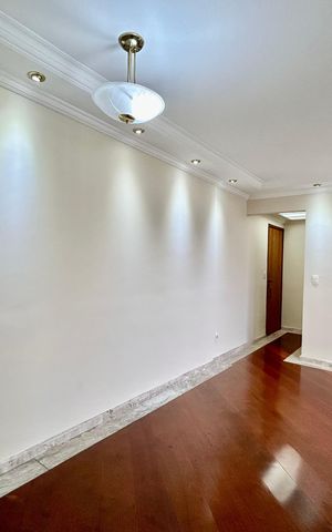 Apartamento para alugar com 75m², 3 quartos e 2 vagas Apartamento para alugar com 75m², 3 quartos e 2 vagasSala de Jantar