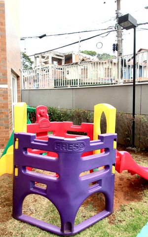 Apartamento à venda com 47m², 2 quartos e sem vaga Apartamento à venda com 47m², 2 quartos e sem vagaÁrea comum - Playground