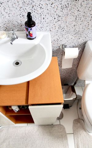 Apartamento à venda com 47m², 2 quartos e sem vaga Apartamento à venda com 47m², 2 quartos e sem vagaBanheiro 1