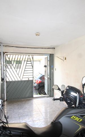 Casa à venda com 250m², 2 quartos e 5 vagasGaragem