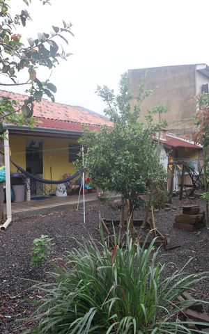 Casa à venda com 100m², 2 quartos e 3 vagasÁrea externa