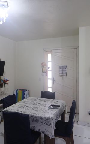 Casa à venda com 100m², 2 quartos e 3 vagasSala