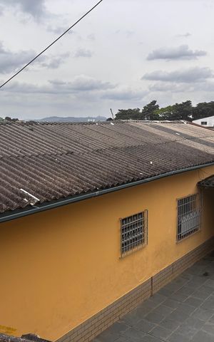 Casa à venda com 600m², 10 quartos e 2 vagas Casa à venda com 600m², 10 quartos e 2 vagasCasa