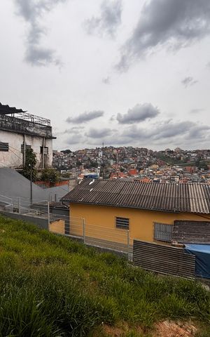 Casa à venda com 600m², 10 quartos e 2 vagas Casa à venda com 600m², 10 quartos e 2 vagasQuintal