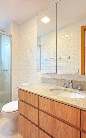Apartamento para alugar com 60m², 2 quartos e 1 vaga Apartamento para alugar com 60m², 2 quartos e 1 vagaBanheiro