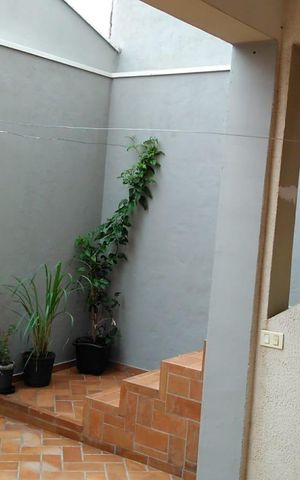 Casa à venda com 210m², 3 quartos e 2 vagas Casa à venda com 210m², 3 quartos e 2 vagasÁrea externa