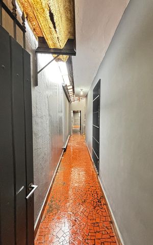 Casa à venda com 125m², 2 quartos e 2 vagas Casa à venda com 125m², 2 quartos e 2 vagasCorredor
