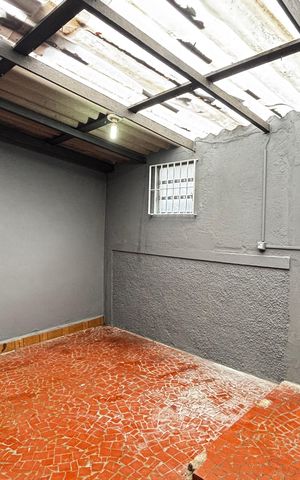 Casa à venda com 125m², 2 quartos e 2 vagas Casa à venda com 125m², 2 quartos e 2 vagasQuintal