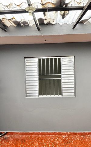 Casa à venda com 125m², 2 quartos e 2 vagas Casa à venda com 125m², 2 quartos e 2 vagasQuintal - Area de Serviço