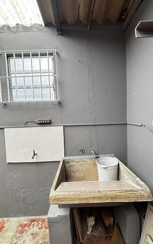 Casa à venda com 125m², 2 quartos e 2 vagas Casa à venda com 125m², 2 quartos e 2 vagasQuintal - Area de Serviço