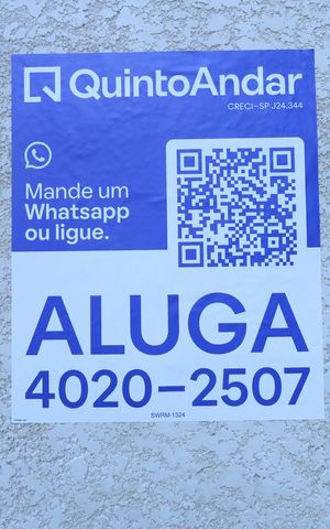 Apartamento para alugar com 26m², 1 quarto e sem vagaPlaca GRANDE instalada na fachada do condomínio, dia 27.08.2026 - Código da placa: SWRM-1324
