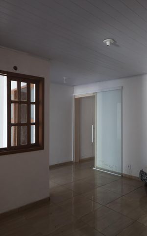 Casa para alugar com 60m², 3 quartos e 3 vagasSala
