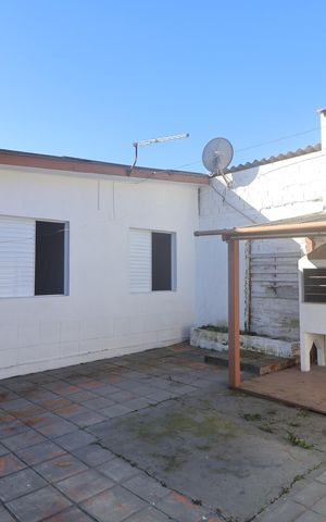 Casa para alugar com 60m², 3 quartos e 3 vagasChurrasqueira