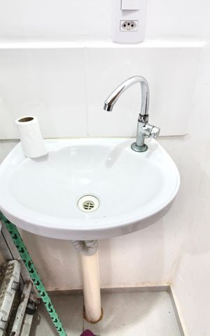 Apartamento para alugar com 54m², 2 quartos e sem vaga Apartamento para alugar com 54m², 2 quartos e sem vagaBanheiro social