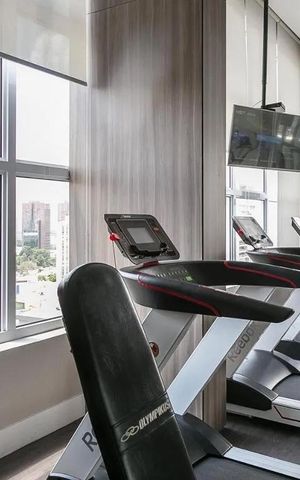 Studio para alugar com 30m², 1 quarto e 1 vaga Studio para alugar com 30m², 1 quarto e 1 vagaÁrea comum - Academia