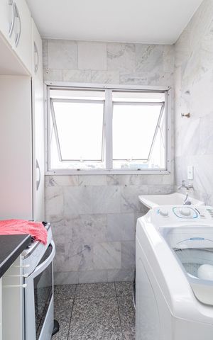 Apartamento à venda com 50m², 2 quartos e 1 vaga Apartamento à venda com 50m², 2 quartos e 1 vagaÁrea de Serviço