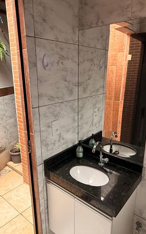 Casa à venda com 110m², 3 quartos e 6 vagasbanheiro 