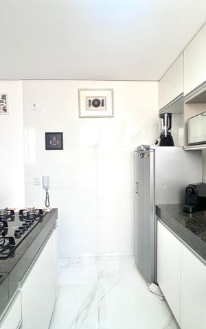Apartamento à venda com 55m², 2 quartos e 1 vaga Apartamento à venda com 55m², 2 quartos e 1 vagaCozinha