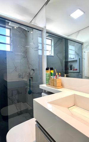 Apartamento à venda com 55m², 2 quartos e 1 vaga Apartamento à venda com 55m², 2 quartos e 1 vagaBanheiro Social
