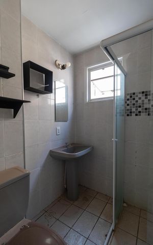 Apartamento à venda com 67m², 2 quartos e 1 vaga Apartamento à venda com 67m², 2 quartos e 1 vagaBanheiro