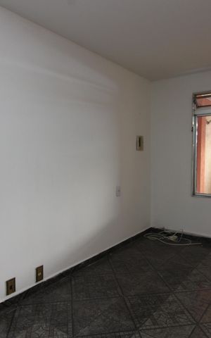 Casa à venda com 193m², 2 quartos e 2 vagasSala