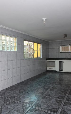 Casa à venda com 193m², 2 quartos e 2 vagasCozinha