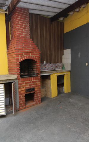 Casa à venda com 193m², 2 quartos e 2 vagasÁrea gourmet