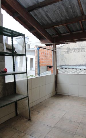 Casa à venda com 193m², 2 quartos e 2 vagasÁrea de Serviço